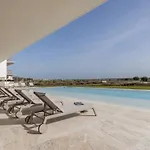 Life Happens Bayline Luxurious Oceanfront *
