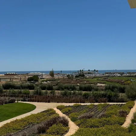 Life Happens Bayline Luxurious Oceanfront *